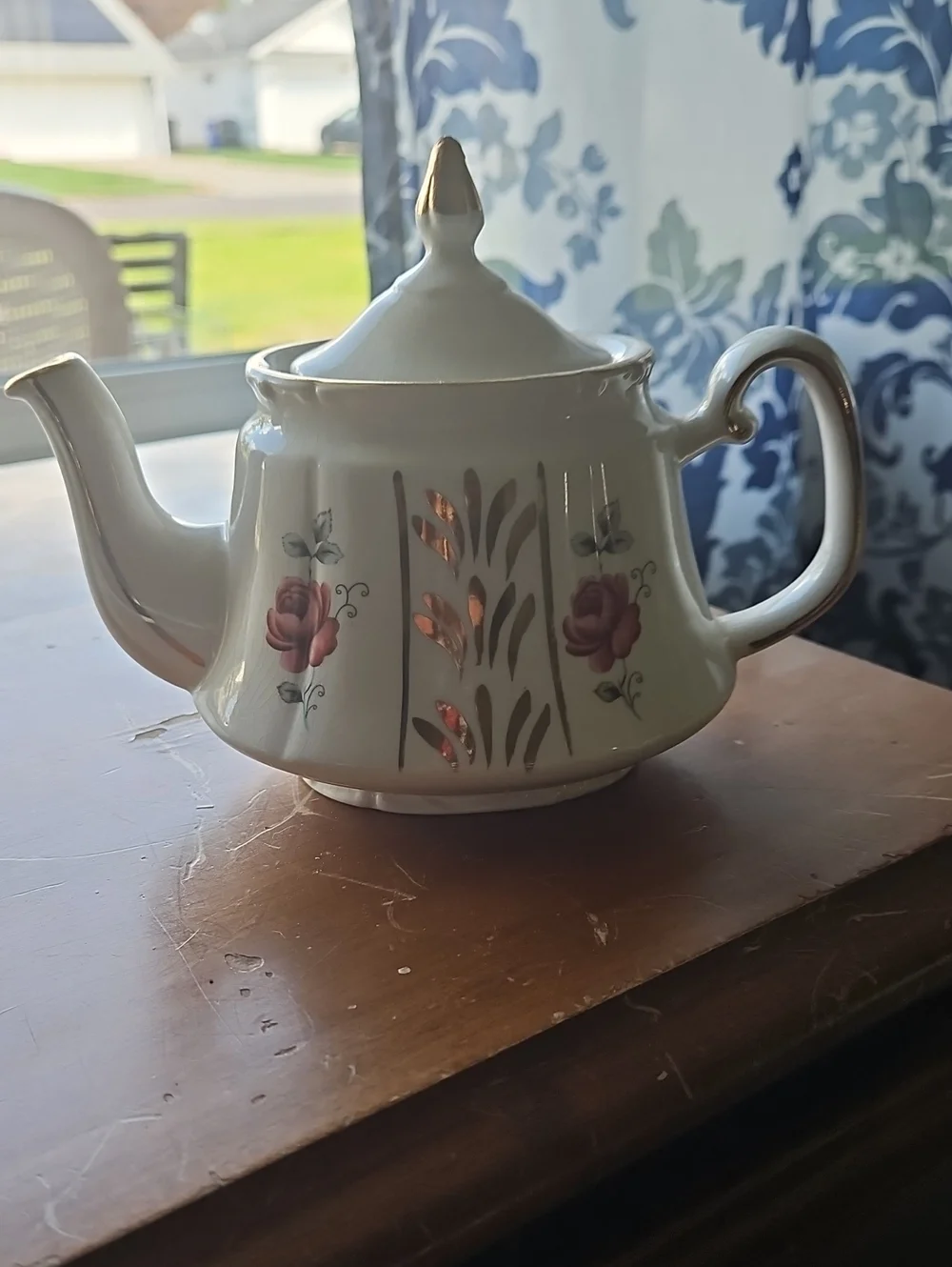 Price Kenisington Oporto Cream Porcelain Teapot with Pink Rose Motif